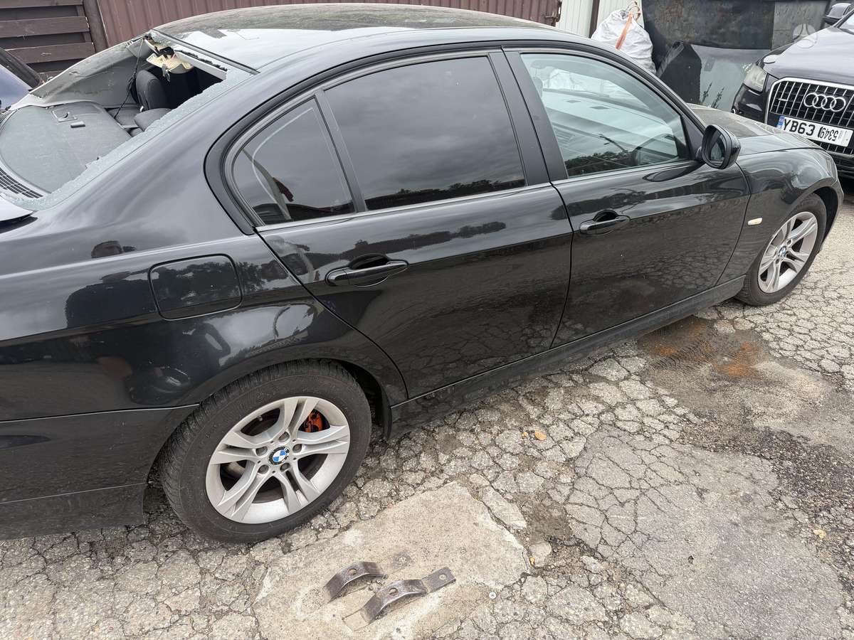 BMW 3 serija 475 9
