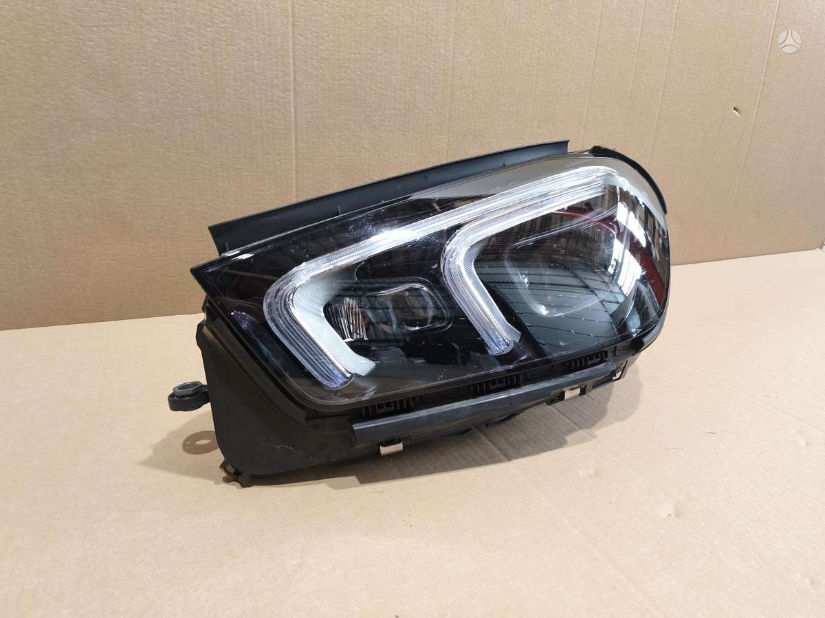 Mercedes-Benz GLE klasė lights