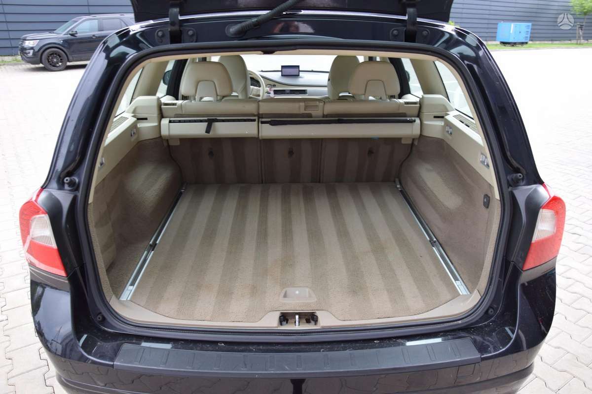 Volvo V70, 2.0 l., Универсал