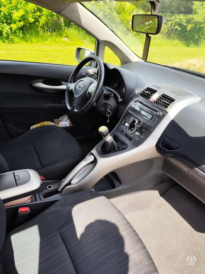 Toyota Auris - 6