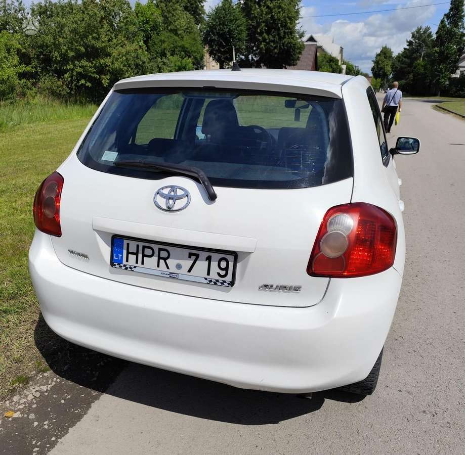 Toyota Auris - 5