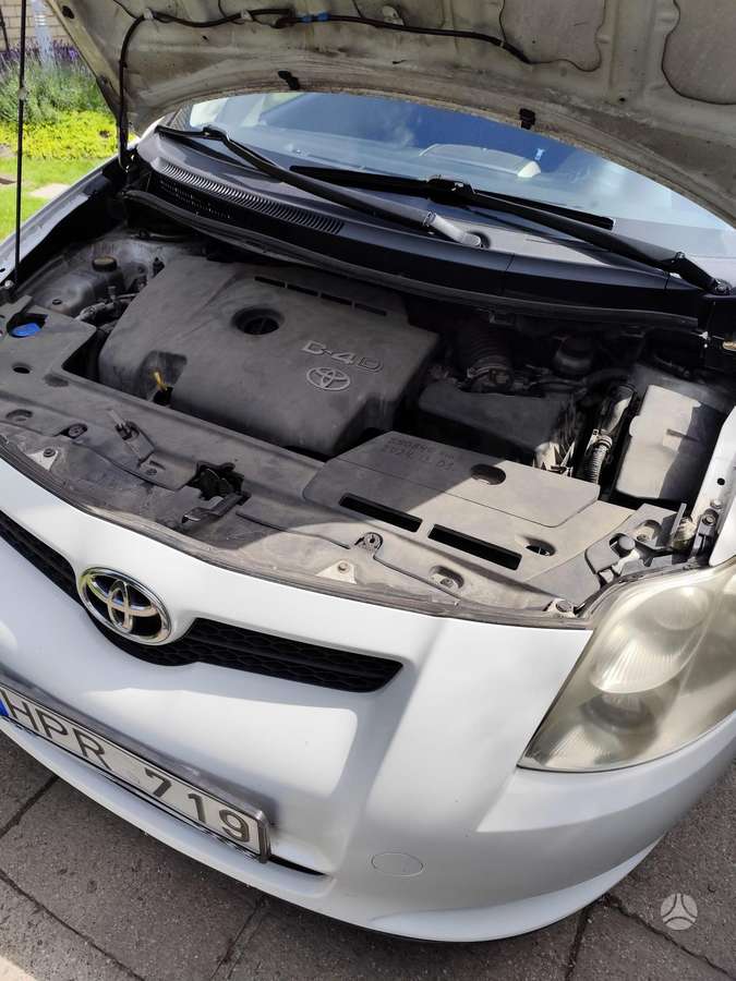 Toyota Auris - 11