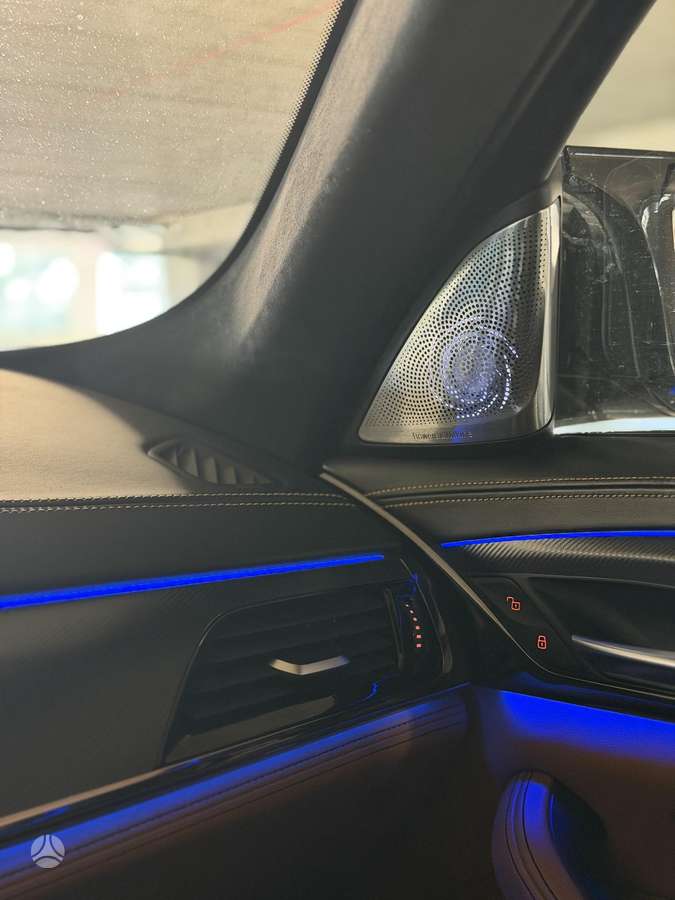 BMW M5, 4.4 l., Седан
