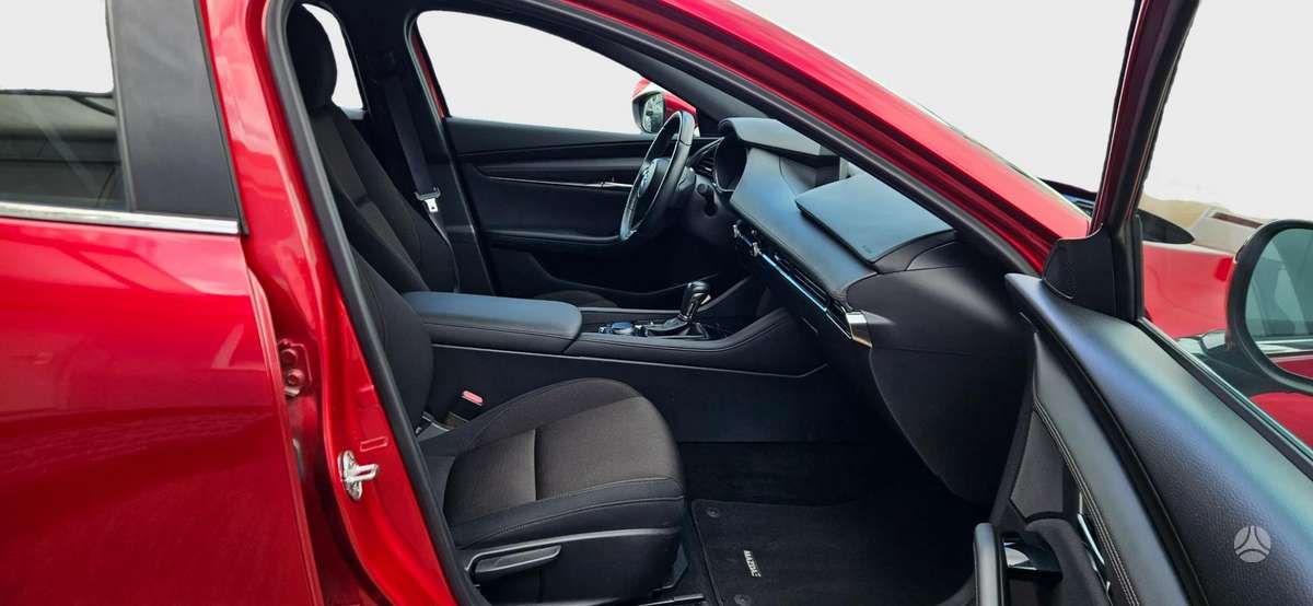 Mazda 3, 2.0 l., hatchback