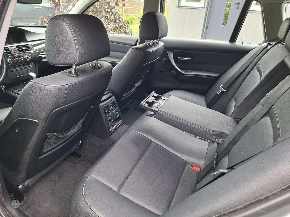 BMW 320, 2.0 l., Универсал