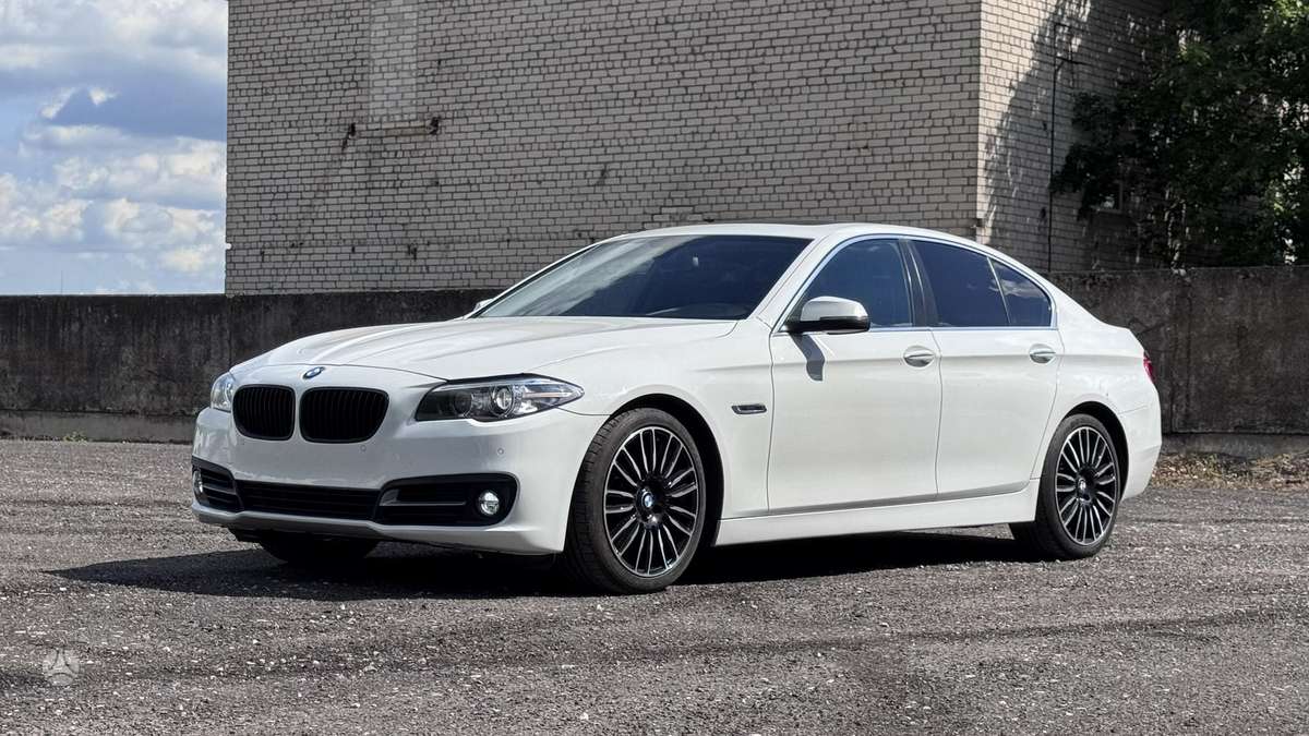 BMW 528, 2.0 l., Седан