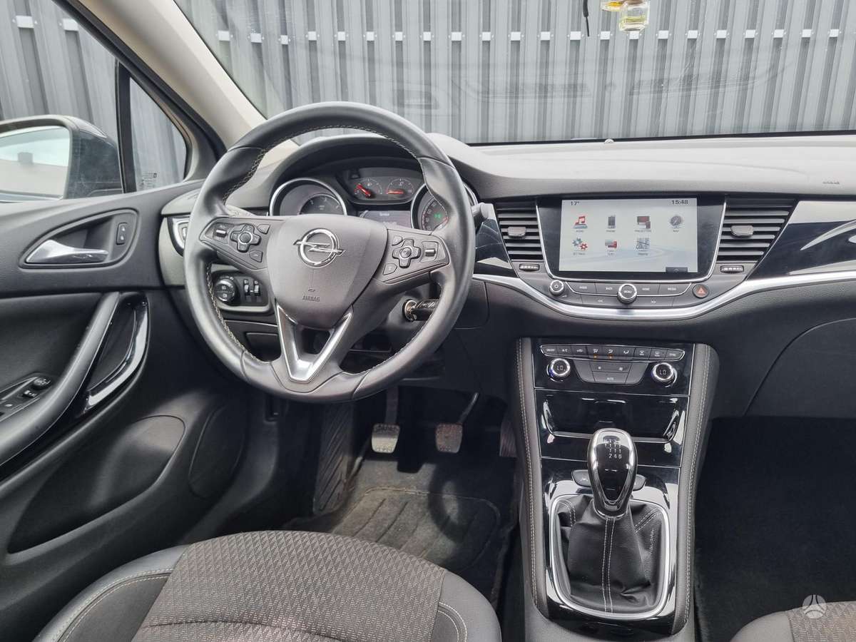Opel Astra, 1.6 l., hatchback