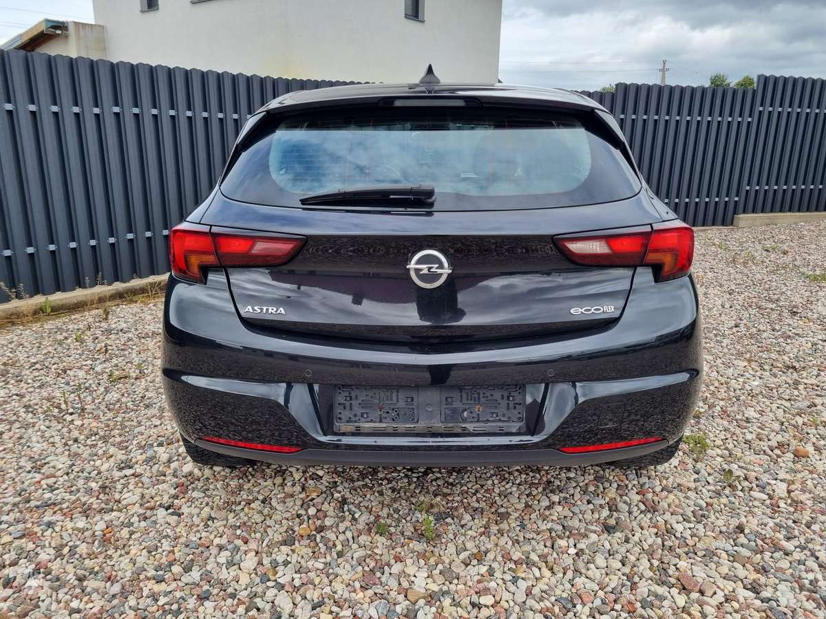 Opel Astra, 1.6 l., hatchback