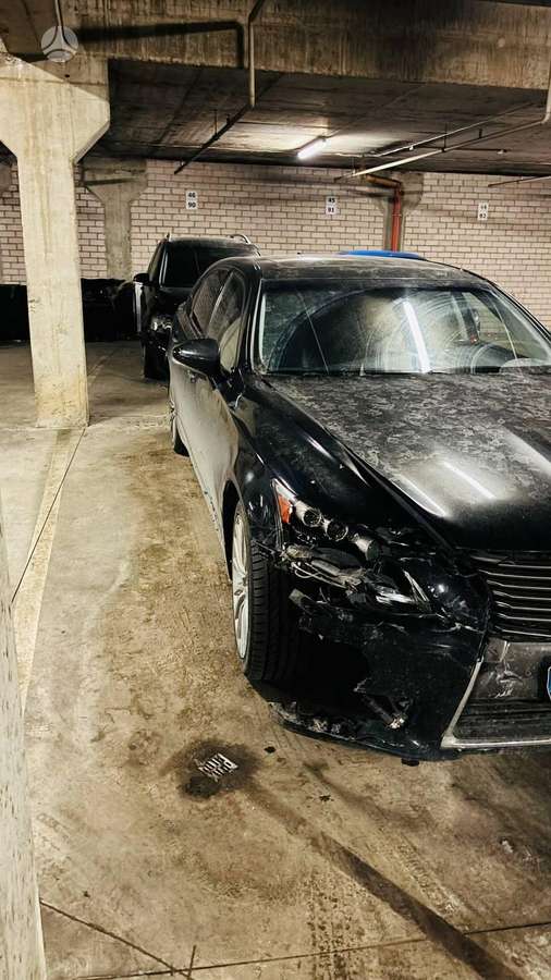 Lexus LS 460, Лимузин