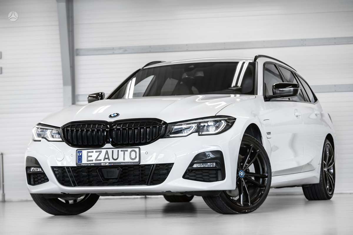 BMW 330, 2.0 l., Универсал