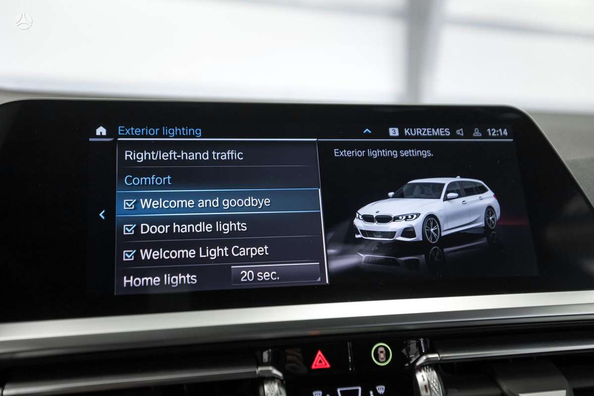 BMW 330, 2.0 l., Универсал