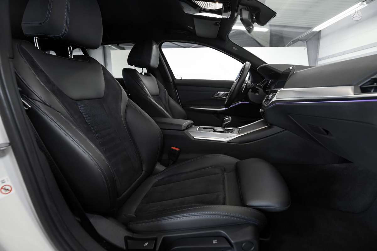 BMW 330, 2.0 l., Универсал