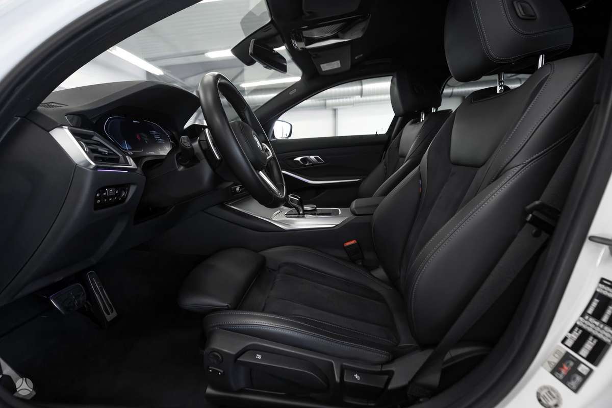 BMW 330, 2.0 l., Универсал