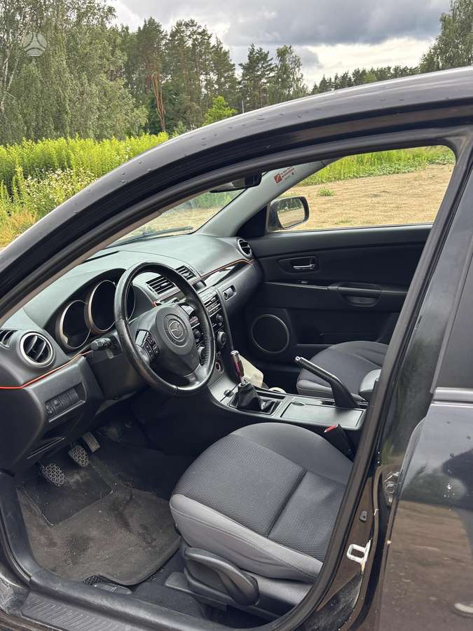 Mazda 3, 1.6 l., Хэтчбек