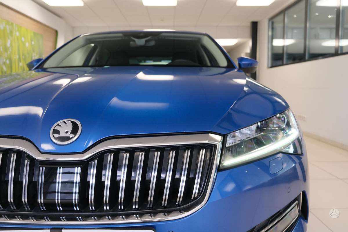 Skoda Superb, 2.0 l., hatchback
