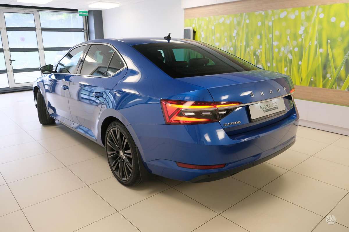 Skoda Superb, 2.0 l., hatchback