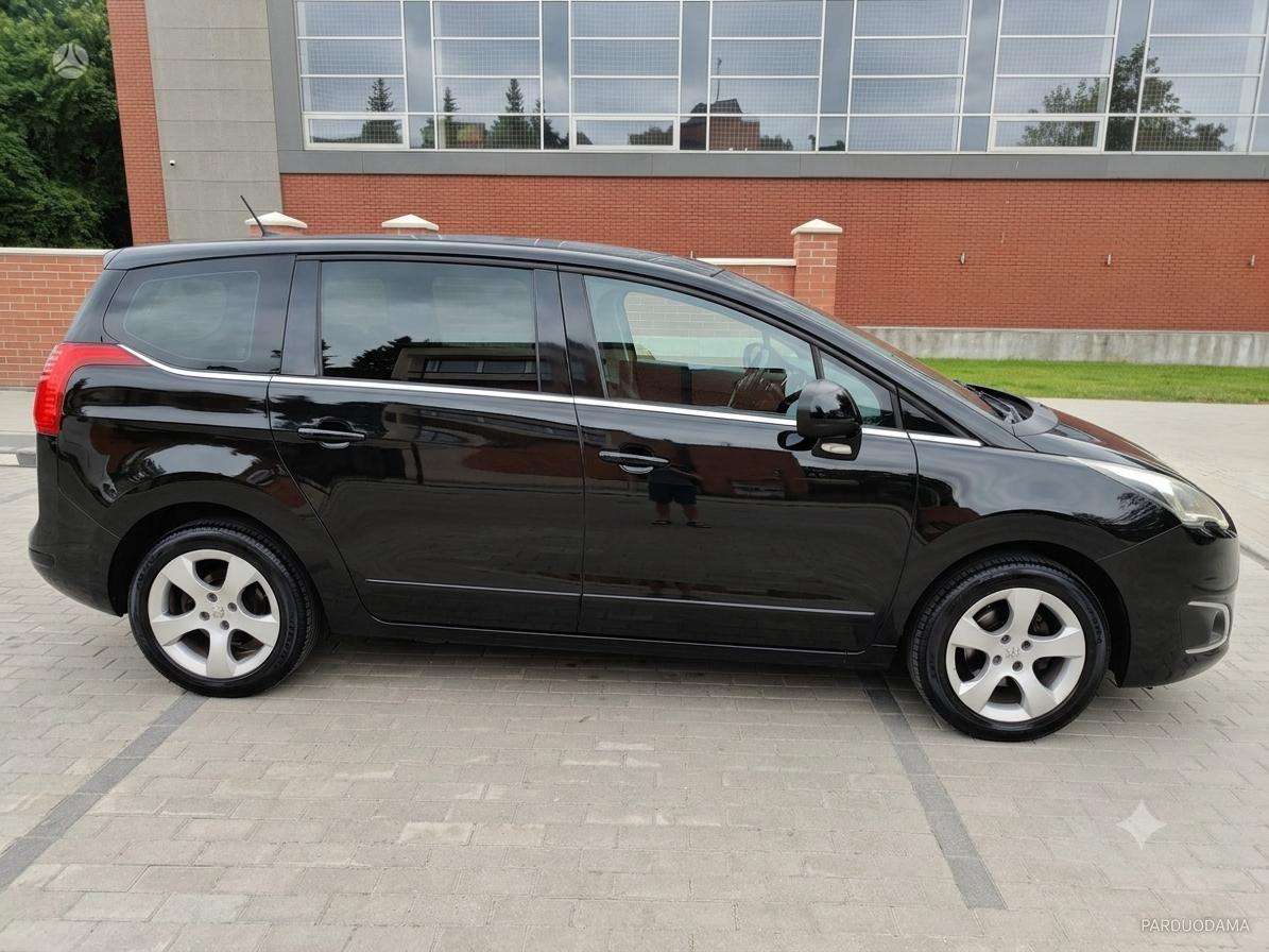 Peugeot 5008 - 3