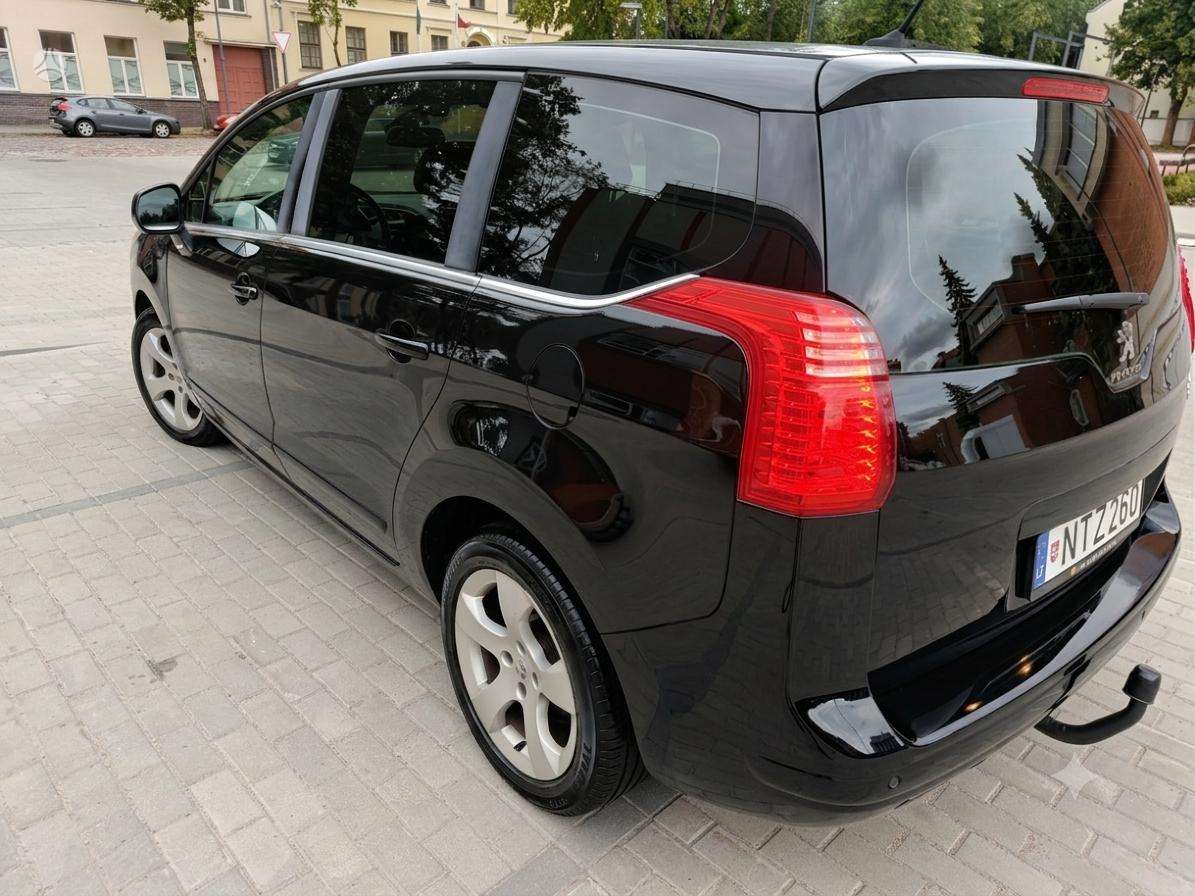 Peugeot 5008 - 4