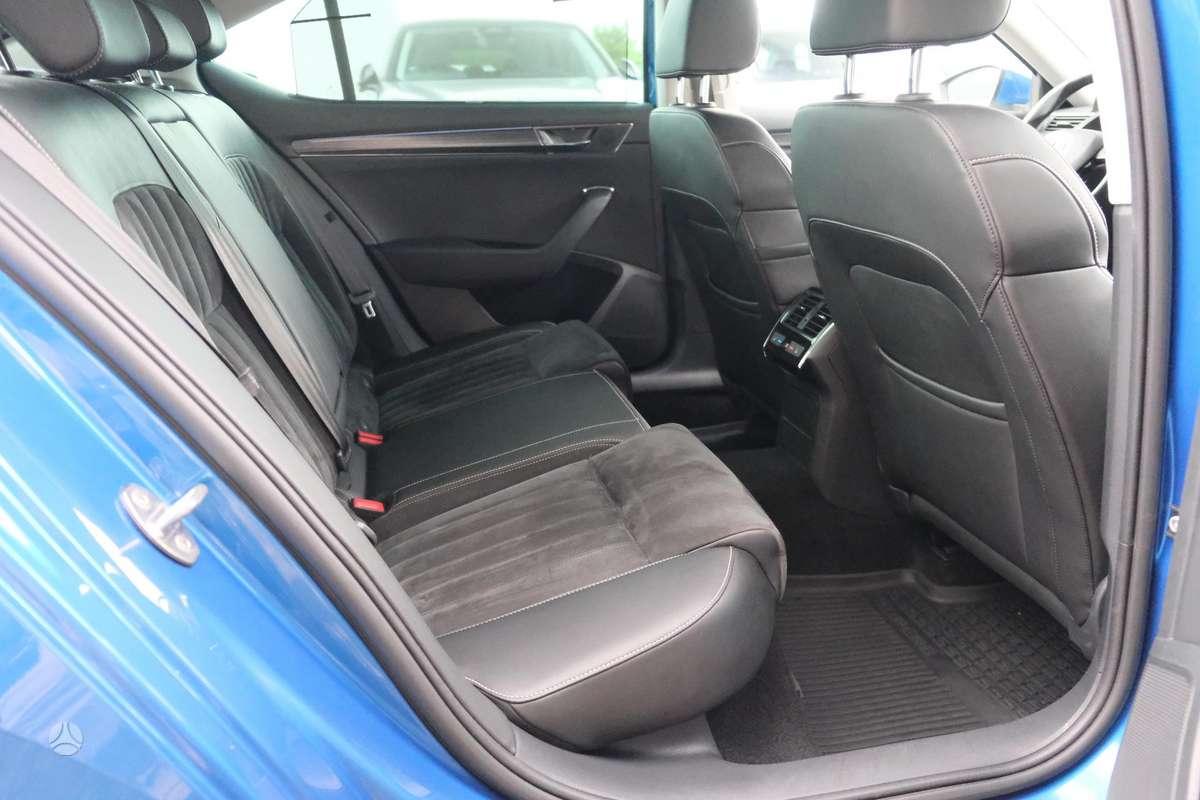Skoda Superb, 2.0 l., hatchback
