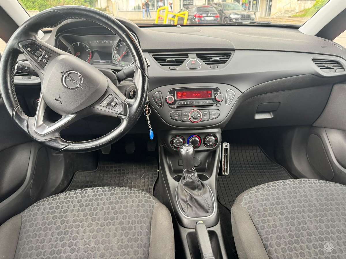 Opel Corsa, hečbekas