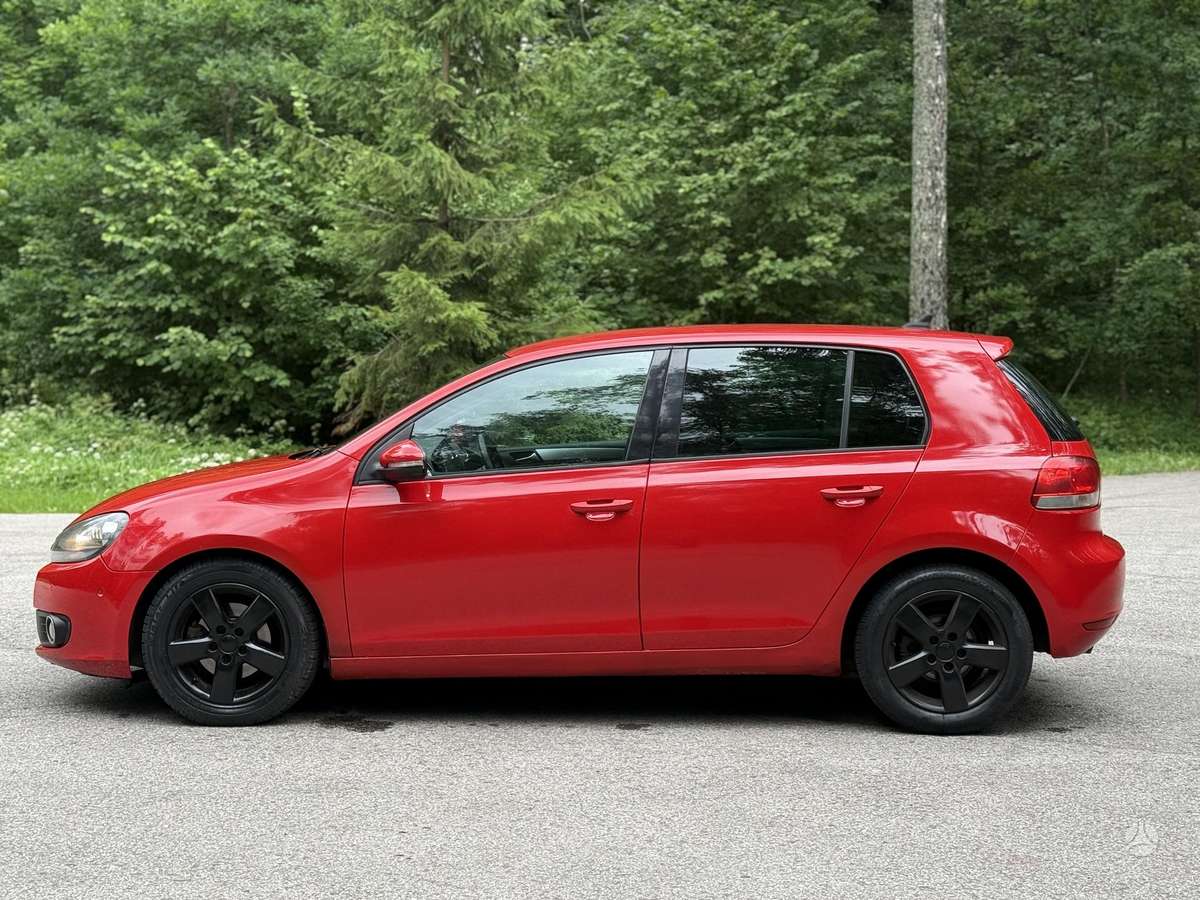 Volkswagen Golf - 12