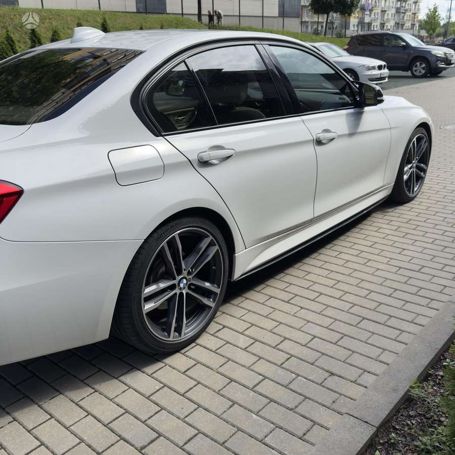 BMW 328, 2.0 l., Седан