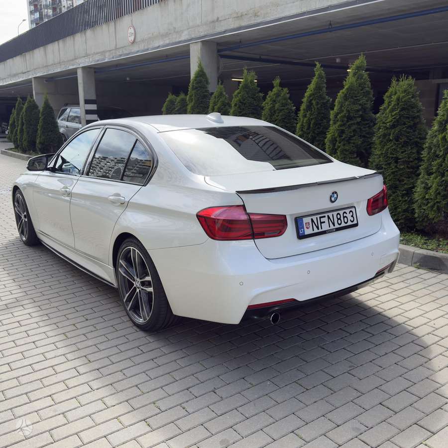 BMW 328, 2.0 l., Седан