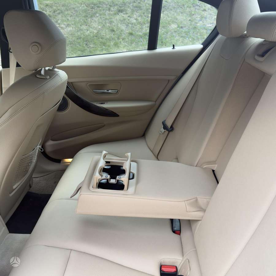 BMW 328, 2.0 l., Седан