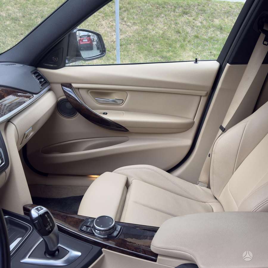 BMW 328, 2.0 l., Седан
