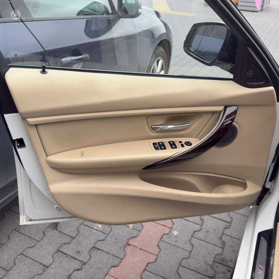 BMW 328, 2.0 l., Седан