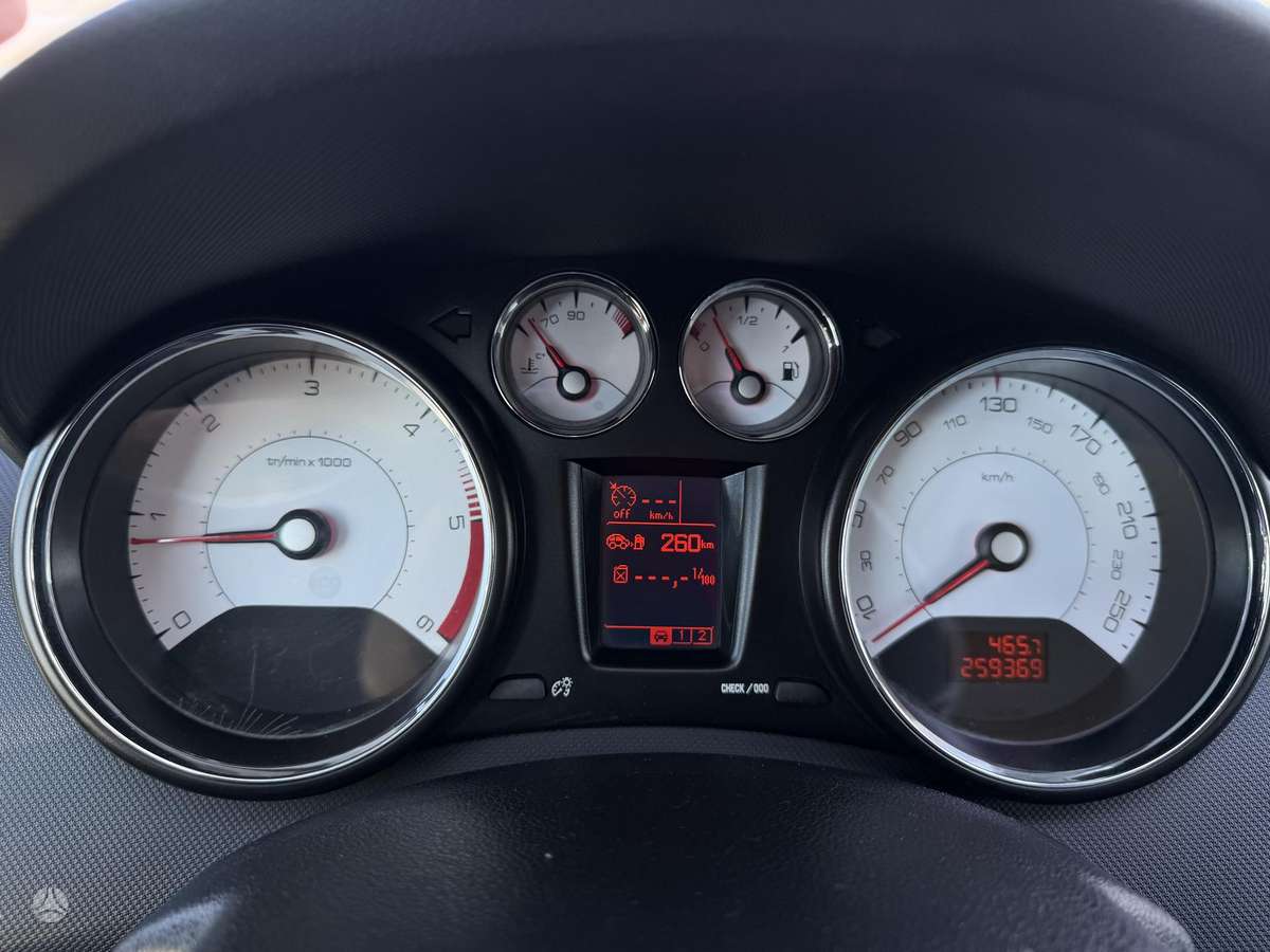 Peugeot 308, 2.0 l., Универсал