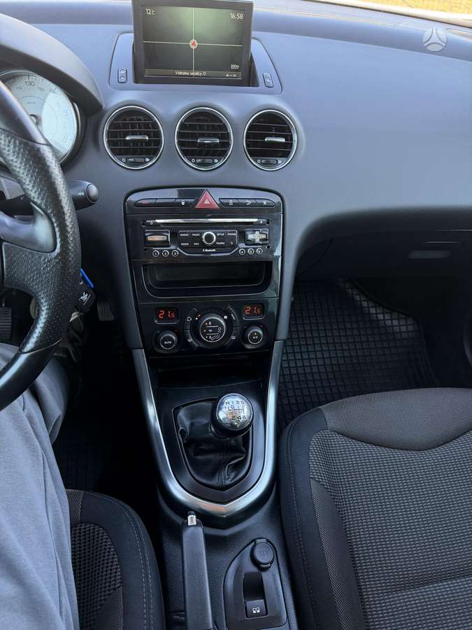 Peugeot 308, 2.0 l., Универсал