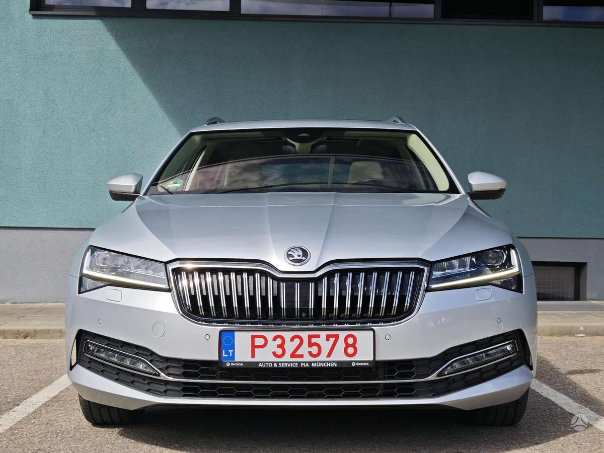 Škoda Superb - 12
