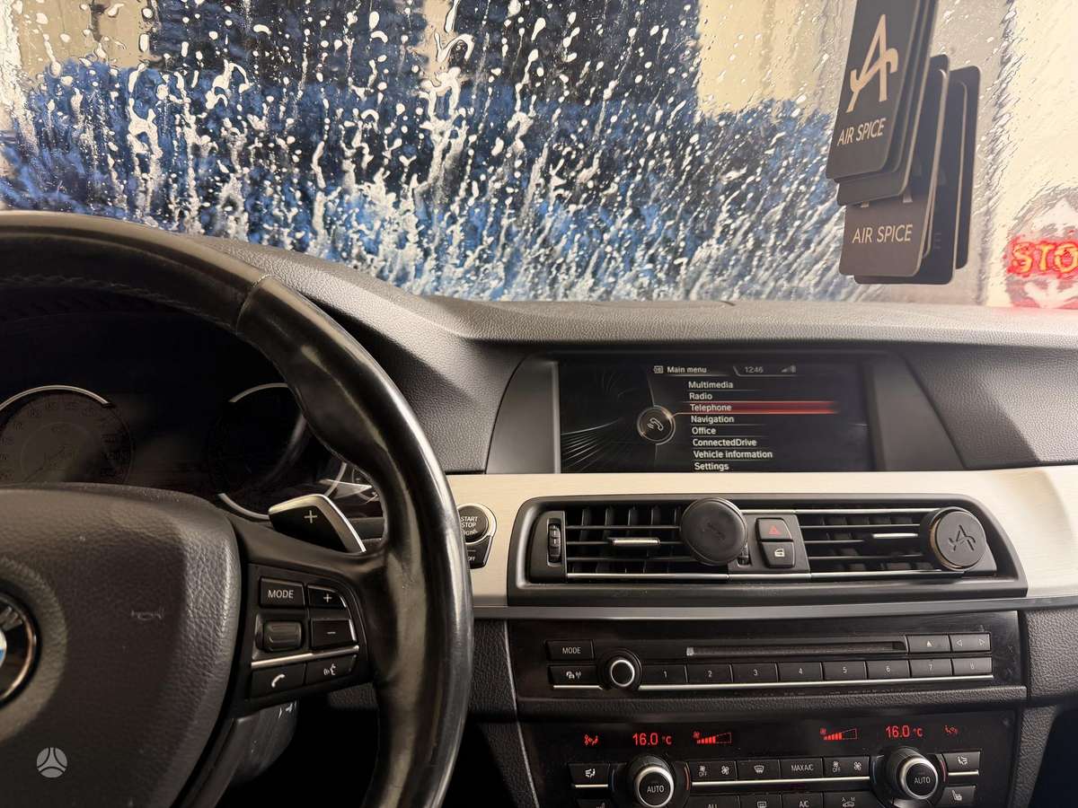 BMW 520, 2.0 l., Универсал