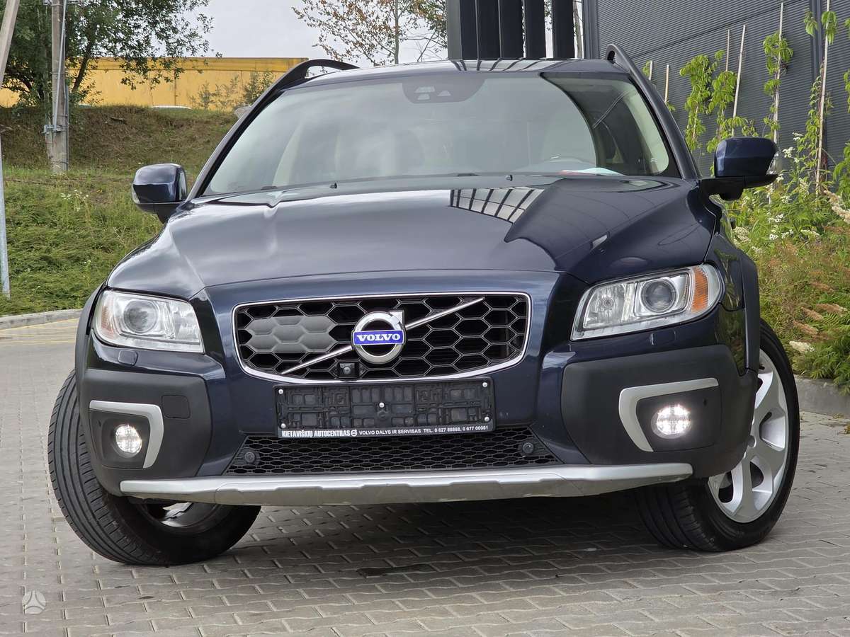 Volvo XC70 - 2