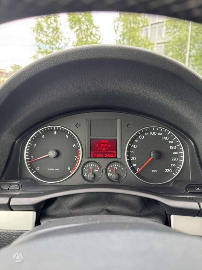 Volkswagen Scirocco - 9
