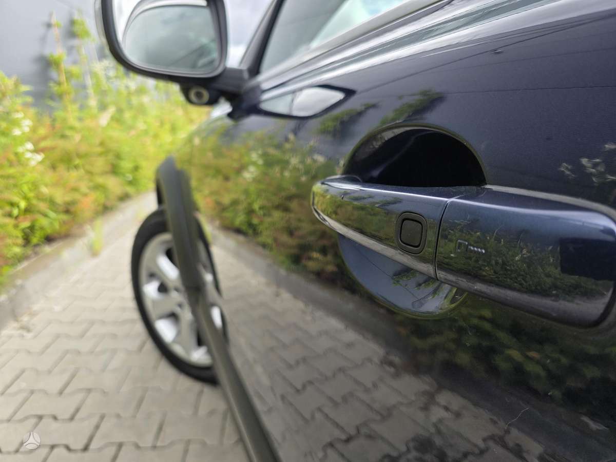 Volvo XC70 - 10