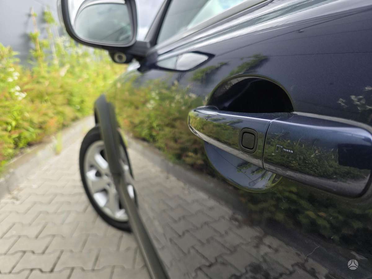 Volvo XC70, 2.4 l., wagon