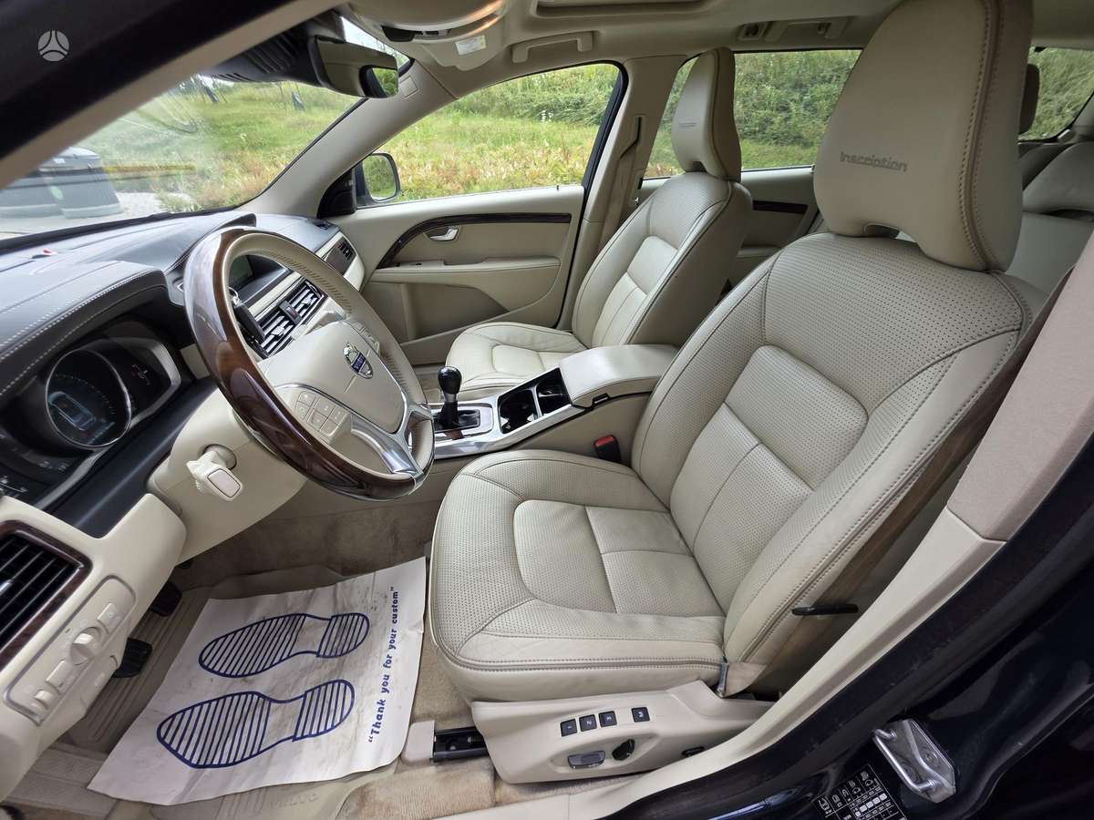 Volvo XC70 - 12