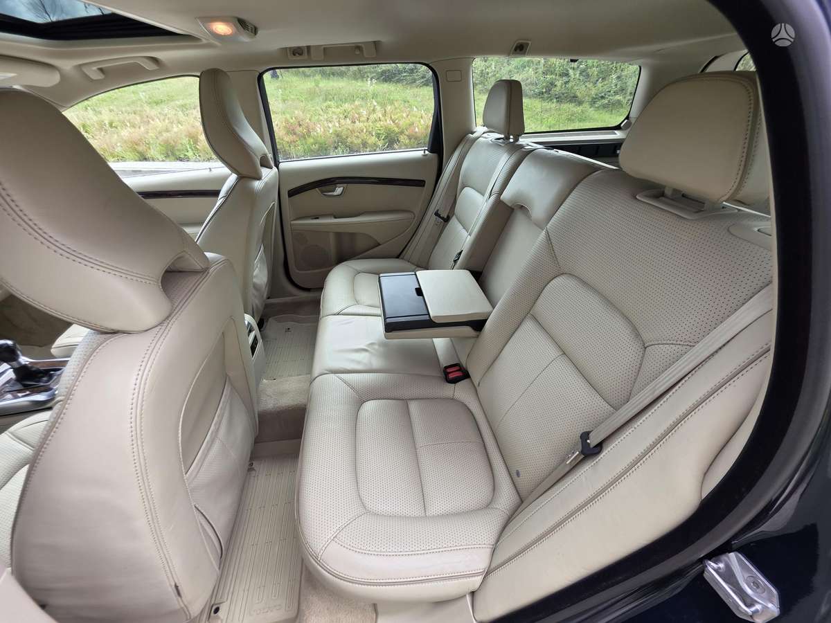 Volvo XC70, 2.4 l., Универсал
