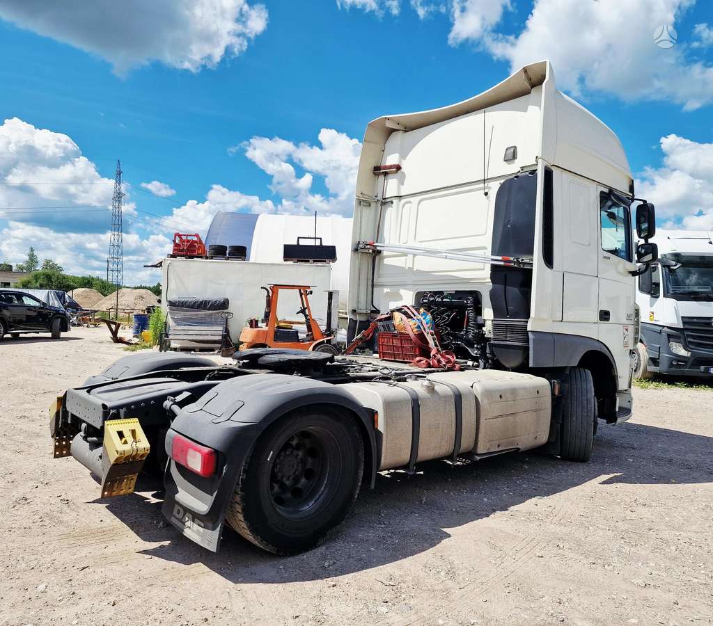 DAF XF 460, double sleeper