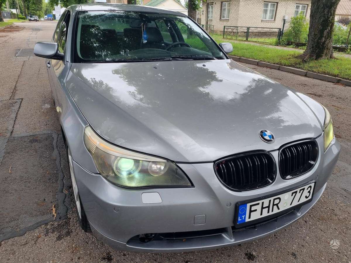 BMW 530, sedanas