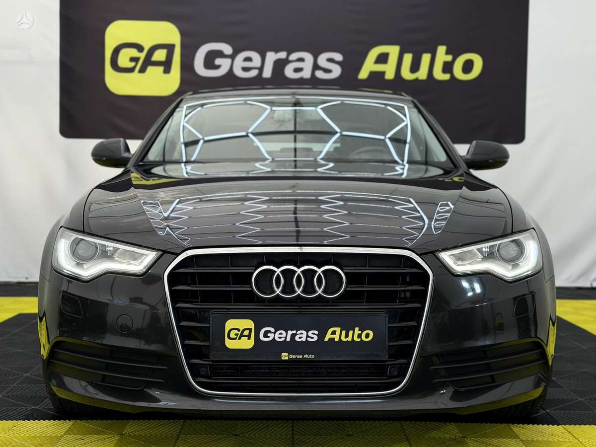 Audi A6, 2.0 l., Седан