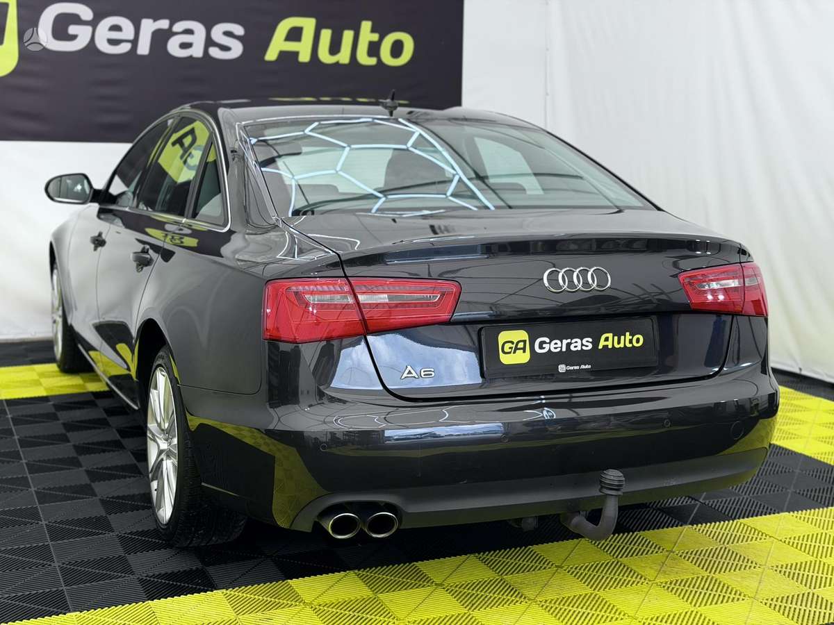 Audi A6, 2.0 l., Седан