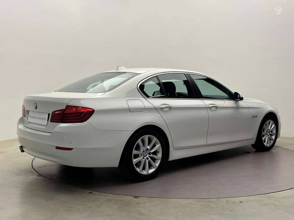 BMW 520, 2.0 l., Седан