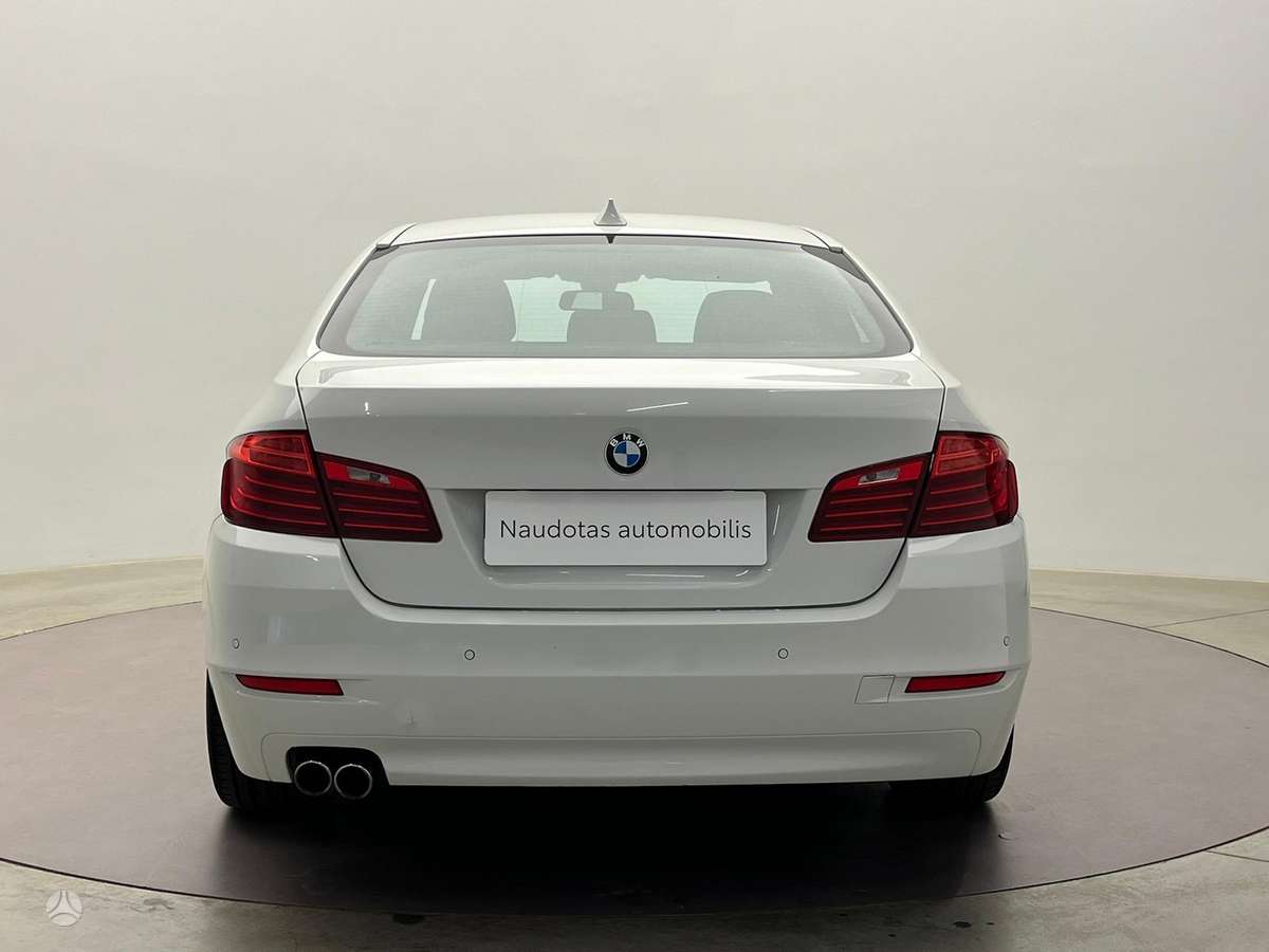 BMW 520, 2.0 l., Седан