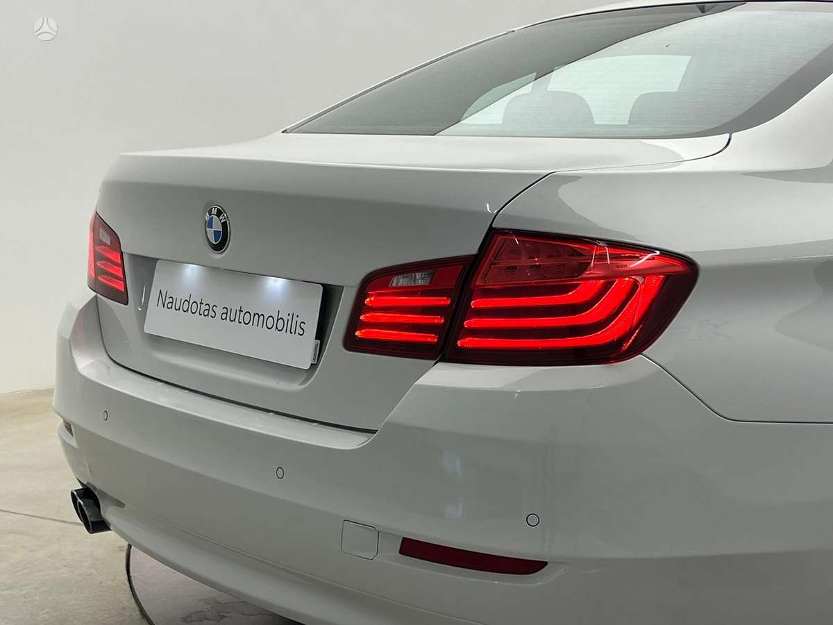 BMW 520, 2.0 l., Седан