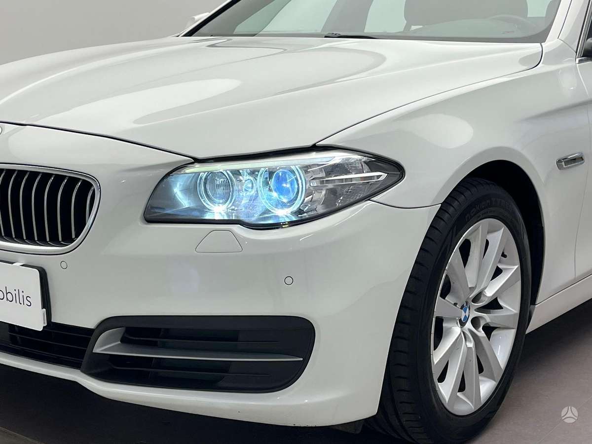 BMW 520, 2.0 l., Седан