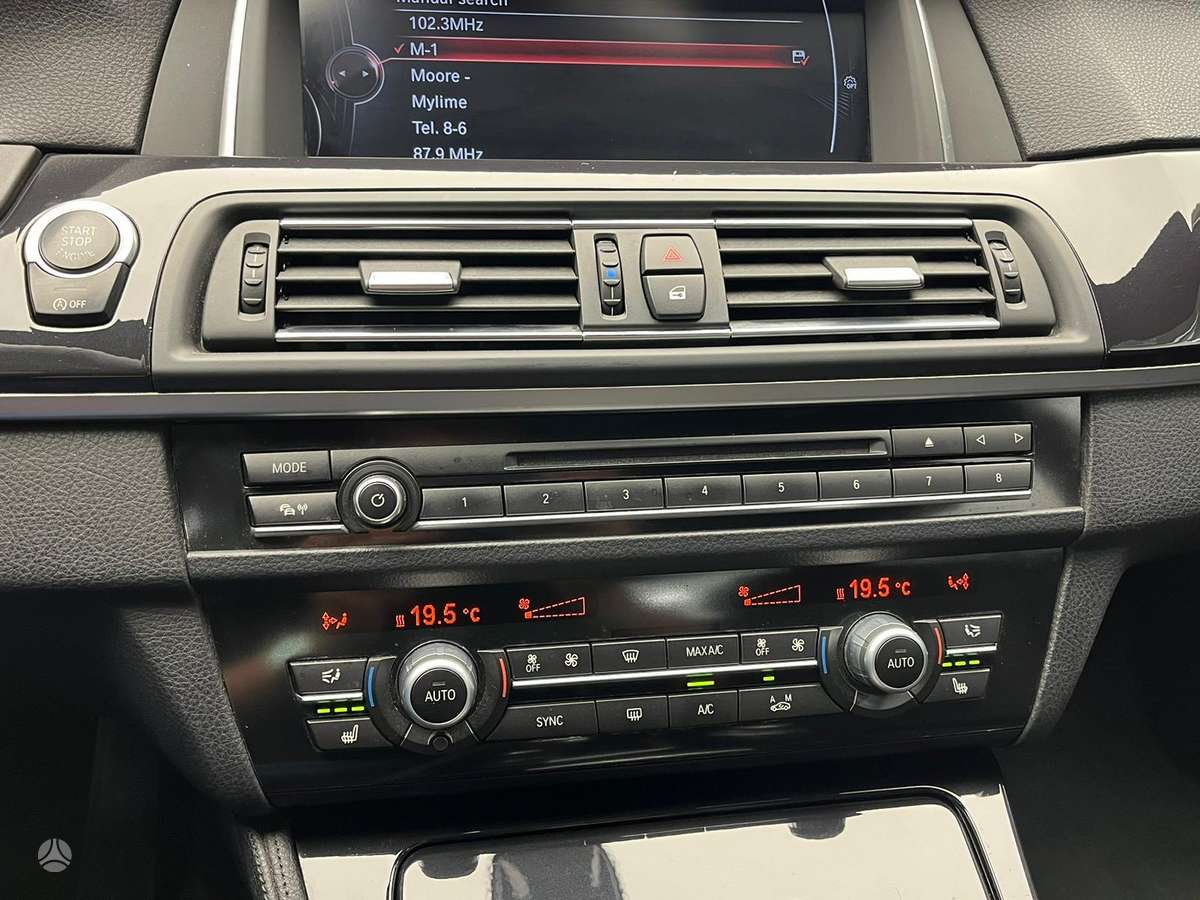 BMW 520, 2.0 l., Седан