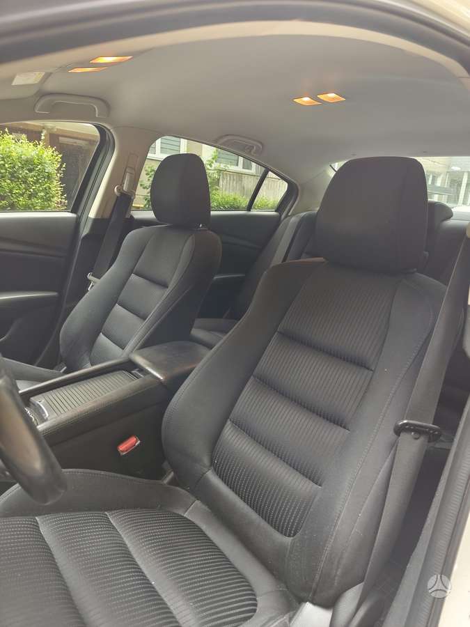 Mazda 6, 2.2 l., Седан
